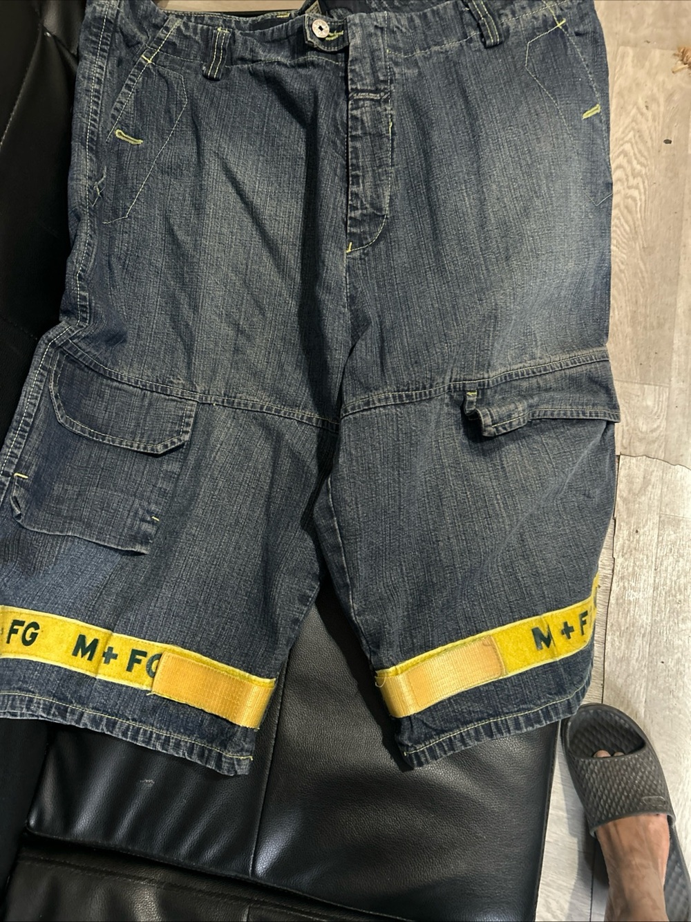 Vintage yellow strap baggy gerbaud jean shorts